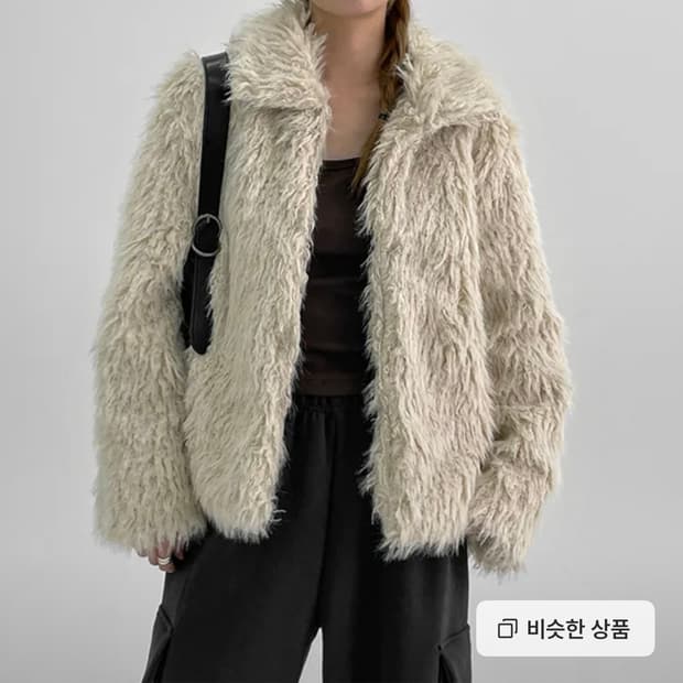 블랙업 하이넥 퍼 자켓