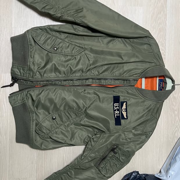 폴로 항공 점퍼 ma-1 m사이즈 팝니다