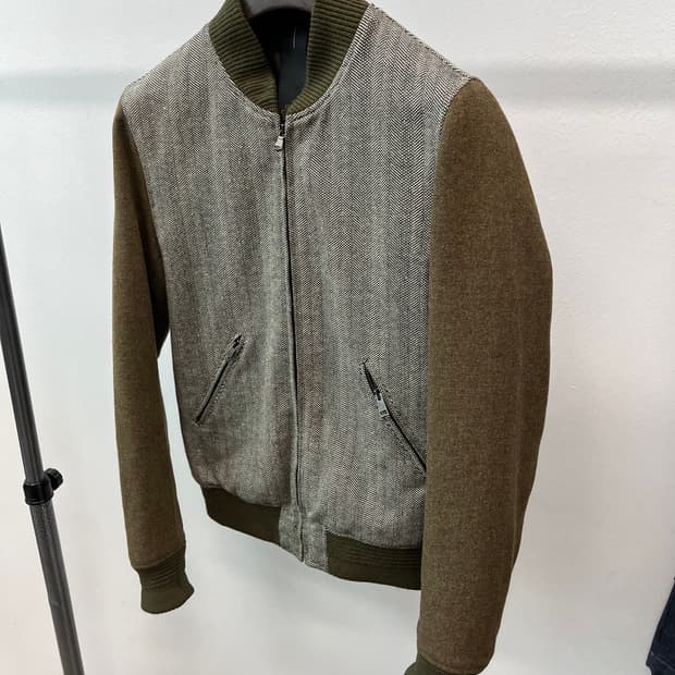 100) 지안까를로로스 헤링본 블루종 