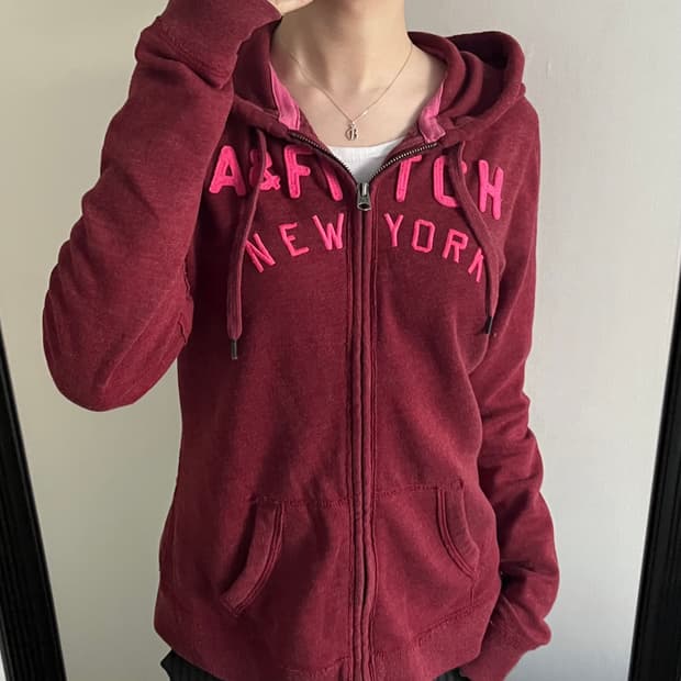 zip up hoodie
