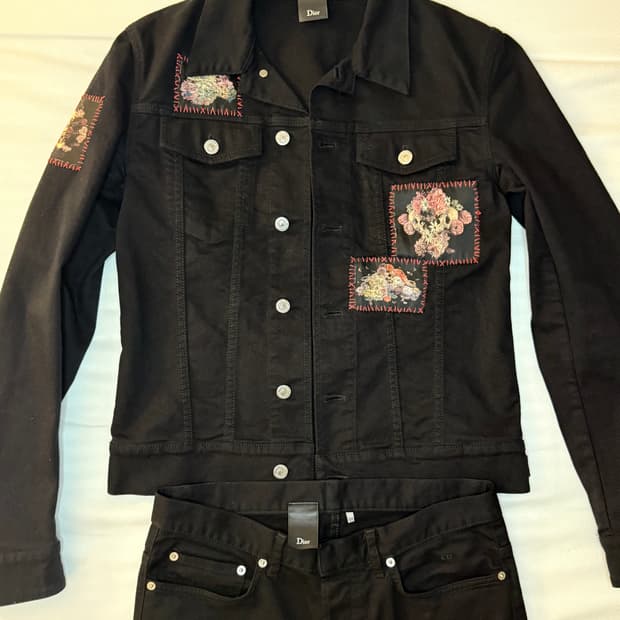 SS18 Dior Kris Van Assche runway set-up