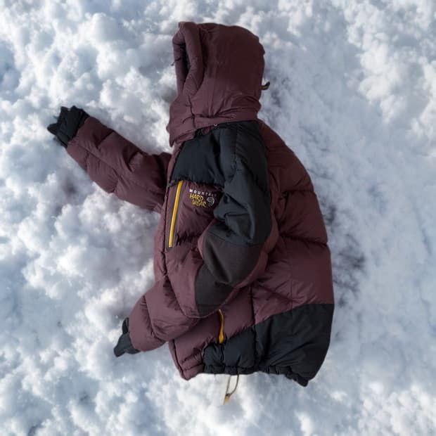 마운틴하드웨어 고프코어 구스다운 패딩 버건디 L