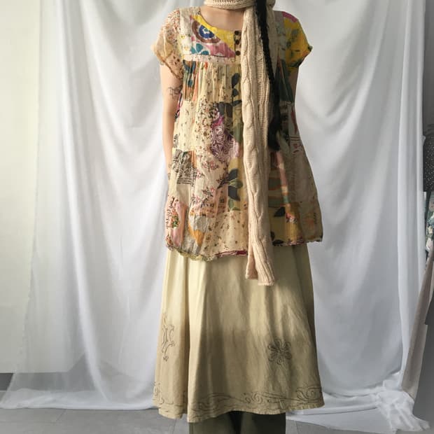 Ethnic mood patchwork blouse