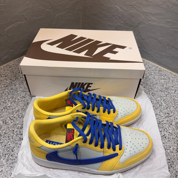 조던 x 트레비스 스캇 레트로 로우 OG SP 카나리