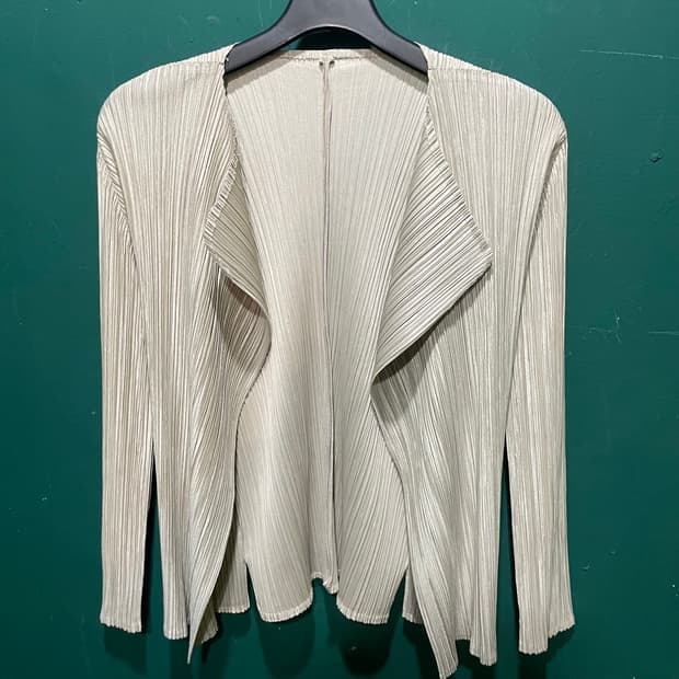 플리츠플리스 이세이미야케 오픈가디건