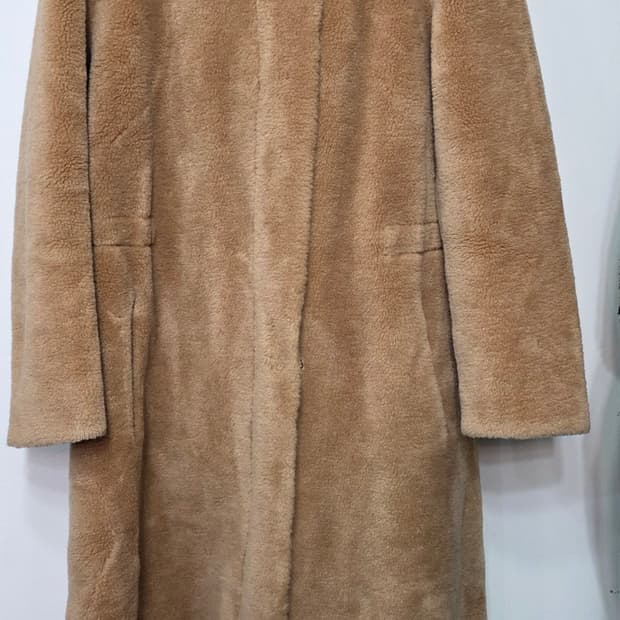 모스코나 여성 폭스퍼 후드 양모 코트