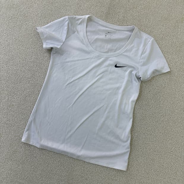 L 나이키 드라이핏 여성 티셔츠0320D