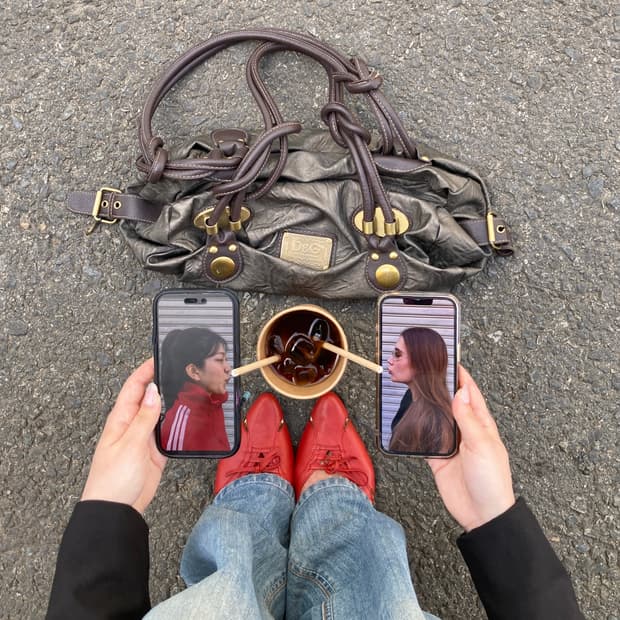 레드 스트랩 스틸레토 힐