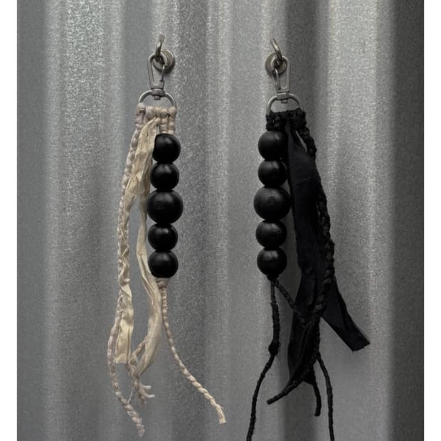 수풀 Jeom x Saarom 우드 볼 키링 아이보리