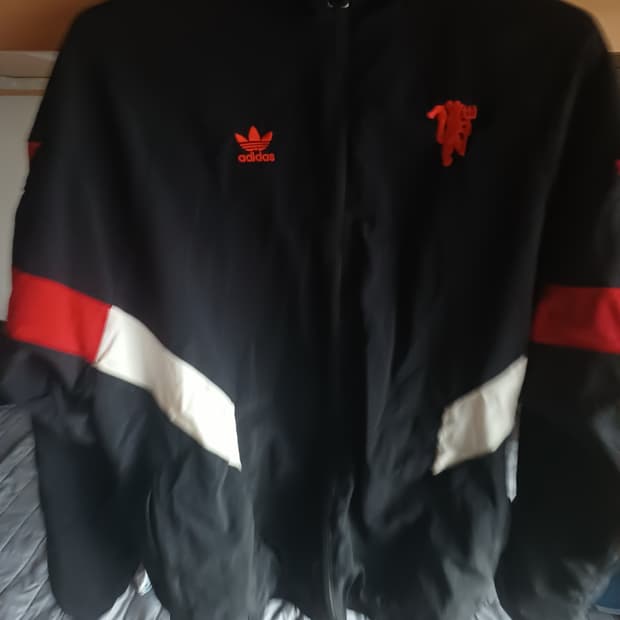 맨체스터유나이티드 아디다스 트랙탑 XL