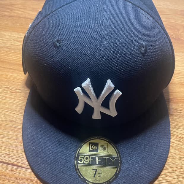 뉴에라 59피프티 MLB 어센틱 뉴욕 양키스 게임 네이비 새상품