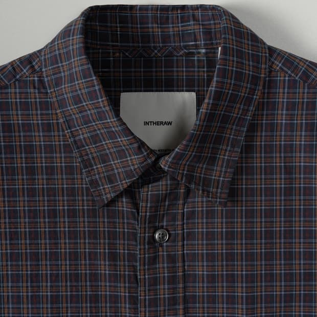 인더로우 멀티 플레이드 체크셔츠 3사이즈 네이비 (새상품)