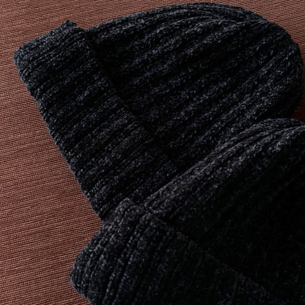 Coludy touch fabric knit cap