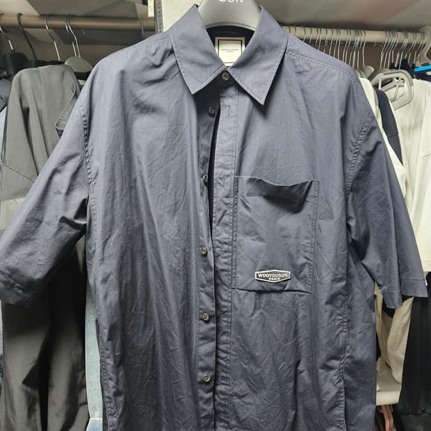 우영미 네이비 반팔 셔츠 48