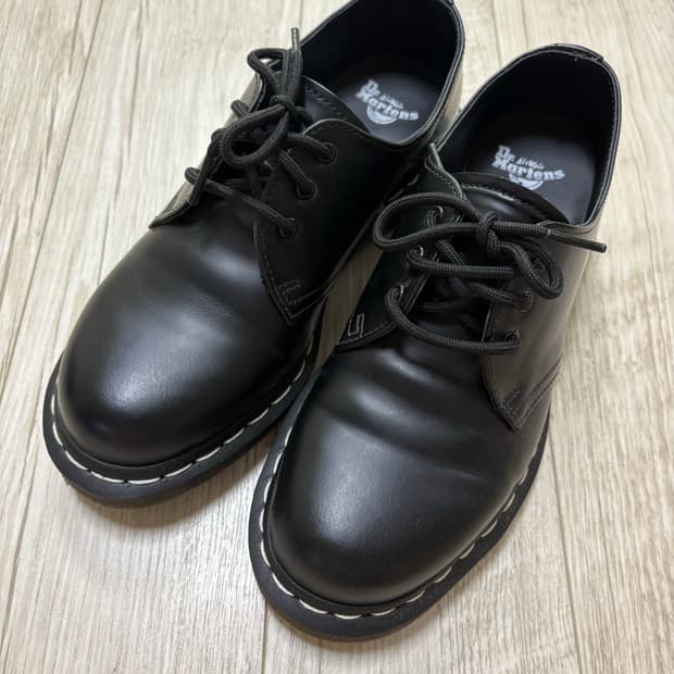 닥터마틴 1461 3홀 ws 스무스 250