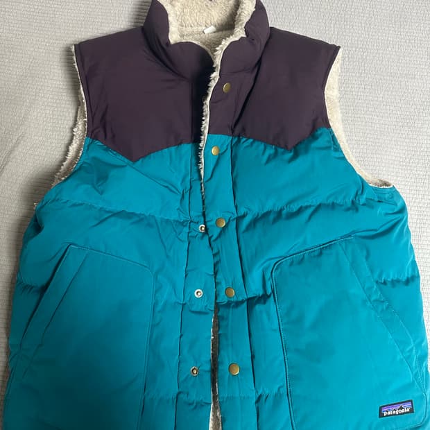 파타고니아 리버시블 비비 다운 베스트 L