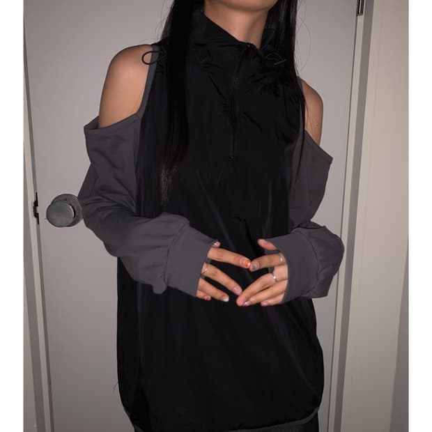 페인터드우드 Shoulder hole top