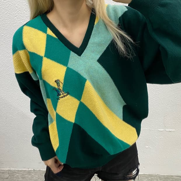 버버리 90's 골프 월계수 아가일 브이니트