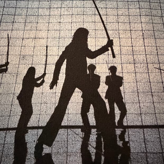 킬빌 x 덤굿 x 챔피온 풀오버 후드티셔츠