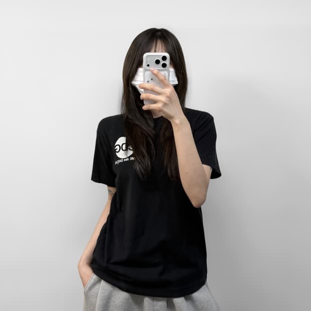 CDG 꼼데가르송 로고 반팔티 블랙
