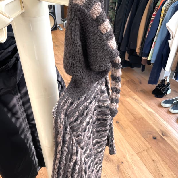 버나드윌헴 바라클라바 니트 스웨터