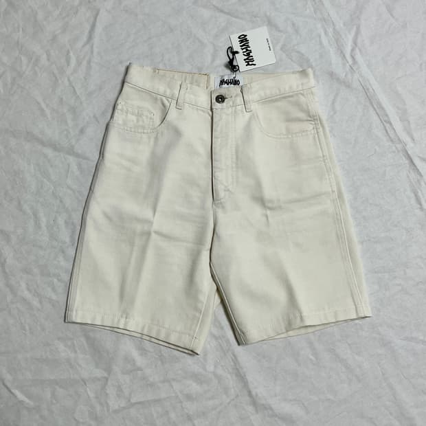 마리아노(MAGLIANO) 오프화이트 데님쇼츠/반바지