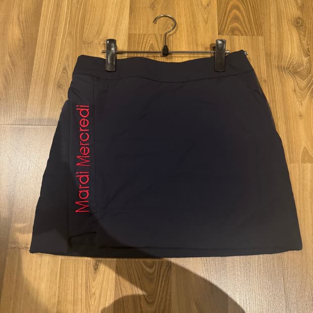 새상품) 마르디 메크르디 악티프 패디드 미니스커트 S
