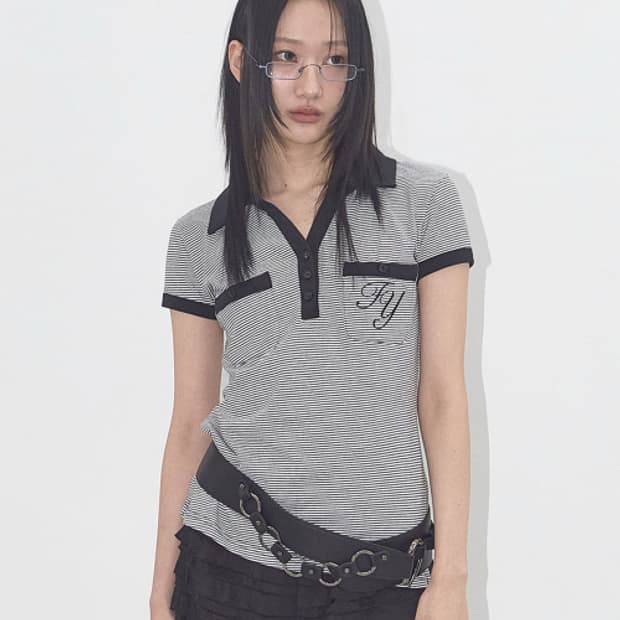 팬시클럽 스트라이프 버튼 카라 티 블랙