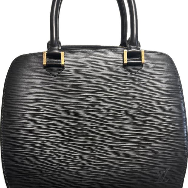 루이비통 에삐 퐁네프 블랙