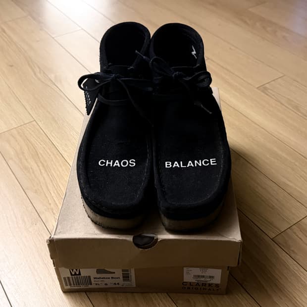 [285] 언더커버 x 클락스 왈라비 부츠