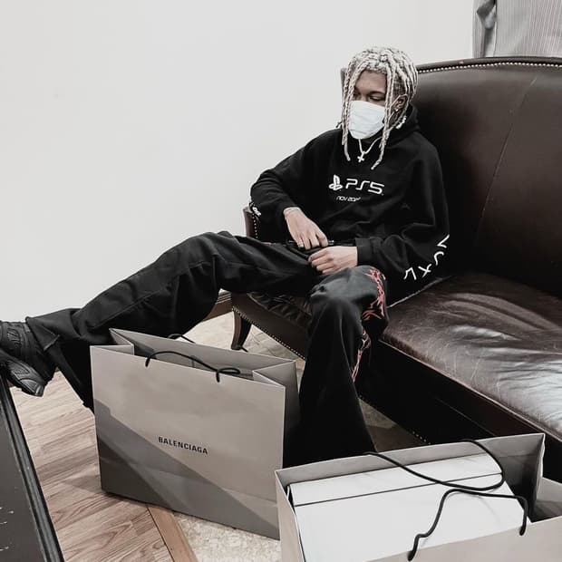 (디스트로이 론리 착용) 발렌시아가 ps5 hoodie 
