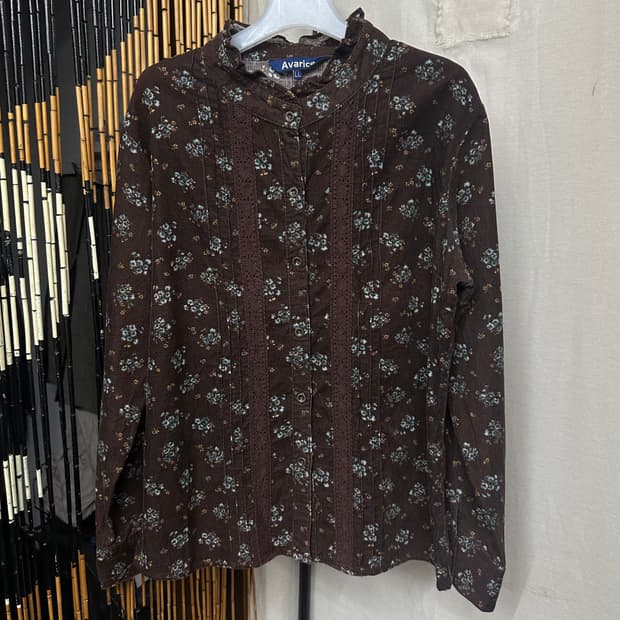 avarice corduroy flower top