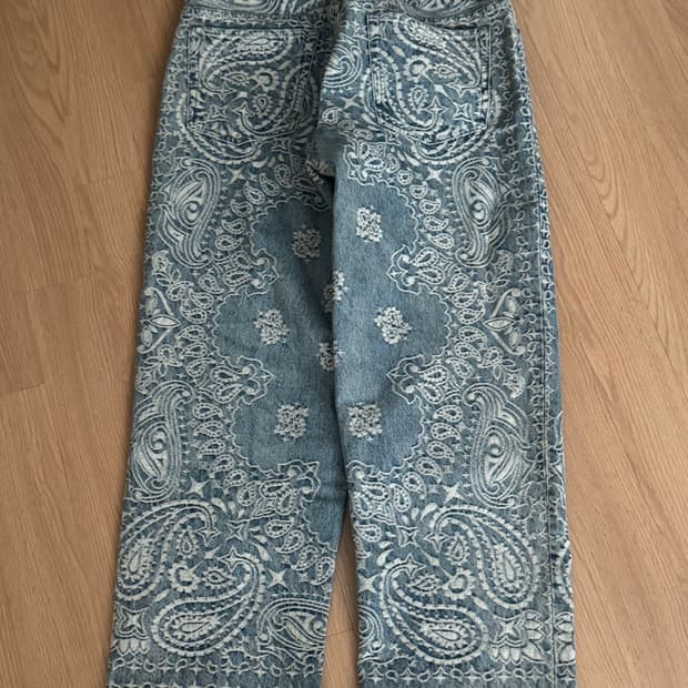 슈프림 반다나 배기 데님 팬츠