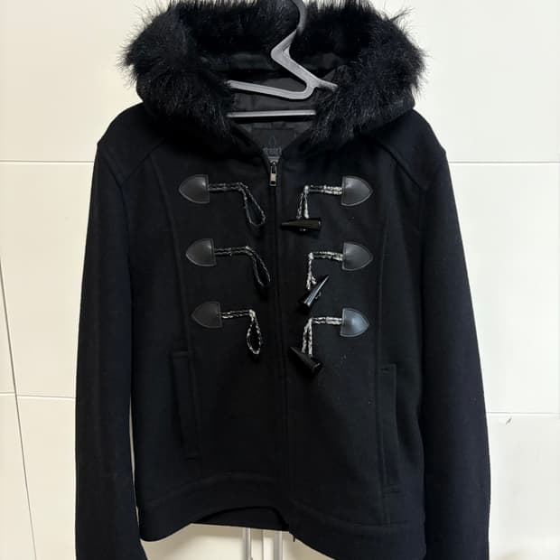 Black peace now for man 퍼 후드 떡볶이 코트