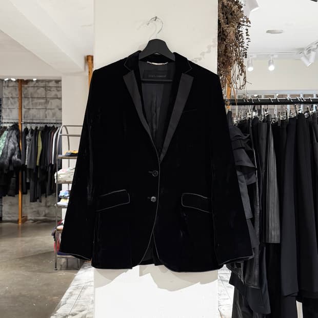 돌체앤가바나 블랙 벨루어 아카이브 블레이저