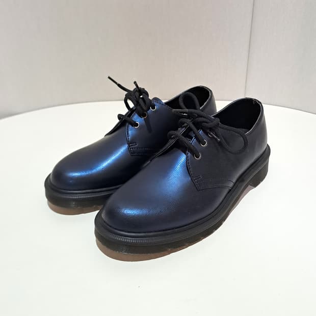 (택포) 닥터마틴 1461 3홀 UK4 230 B219