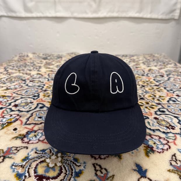 라브로스 패널 자수캡