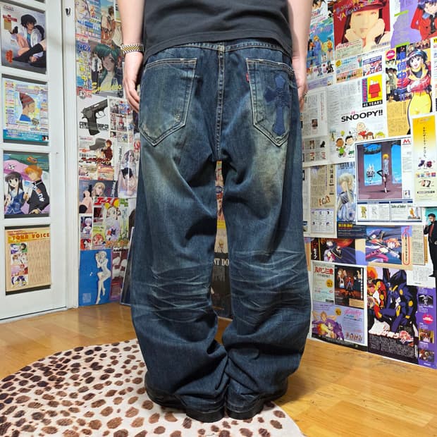 빈티지 워싱 백포켓 자수 오버핏 데님 팬츠