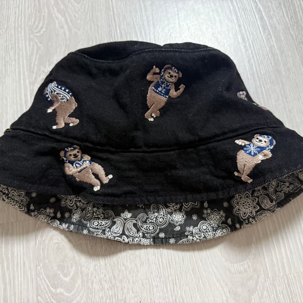라퍼 버킷햇