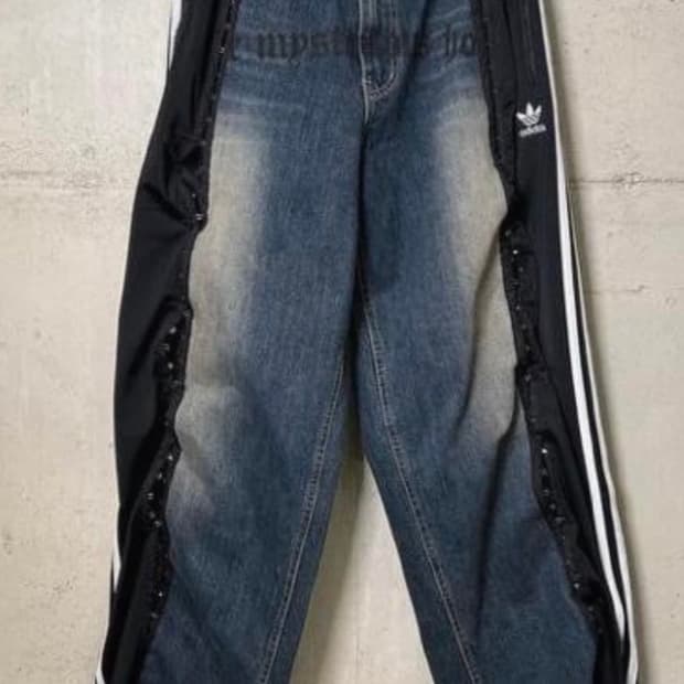 더미스테리어스호텔 아디다스 커스텀 바지