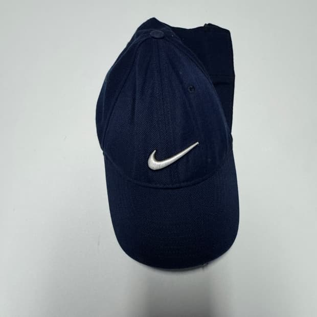 여성 나이키 올드스쿨 스우시 레거시 볼캡 모자 네이비 F