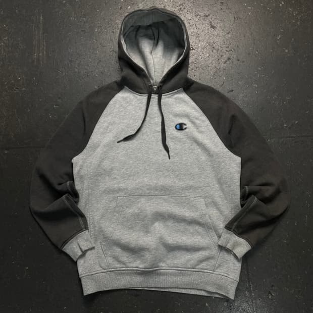 100 챔피언 후드티