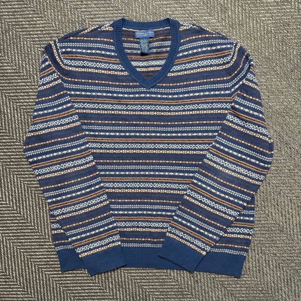 Joseph&Lyman 패턴 브이넥 니트(L)