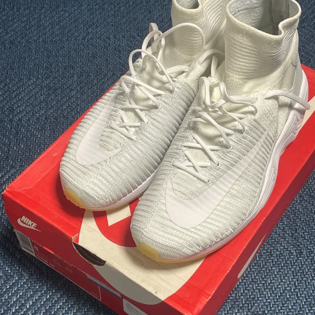 줌 머큐리얼 11 플라이니트