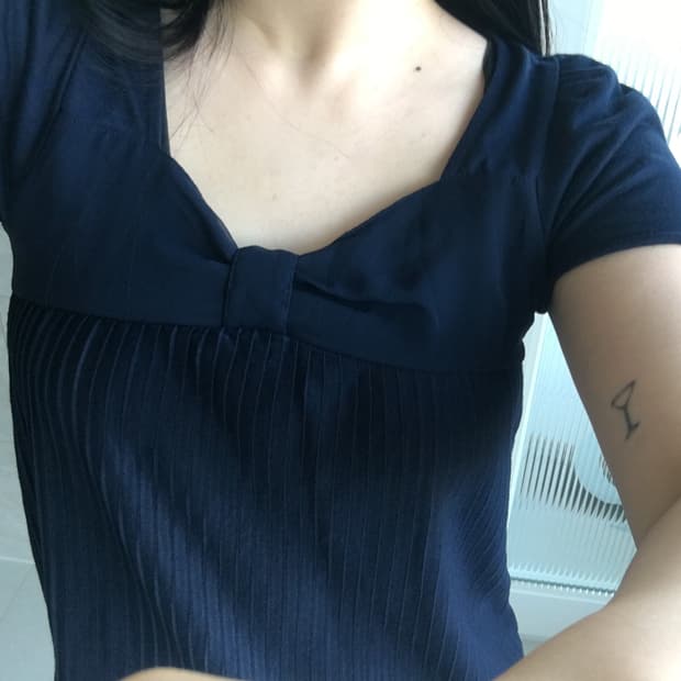 navy ribbon top