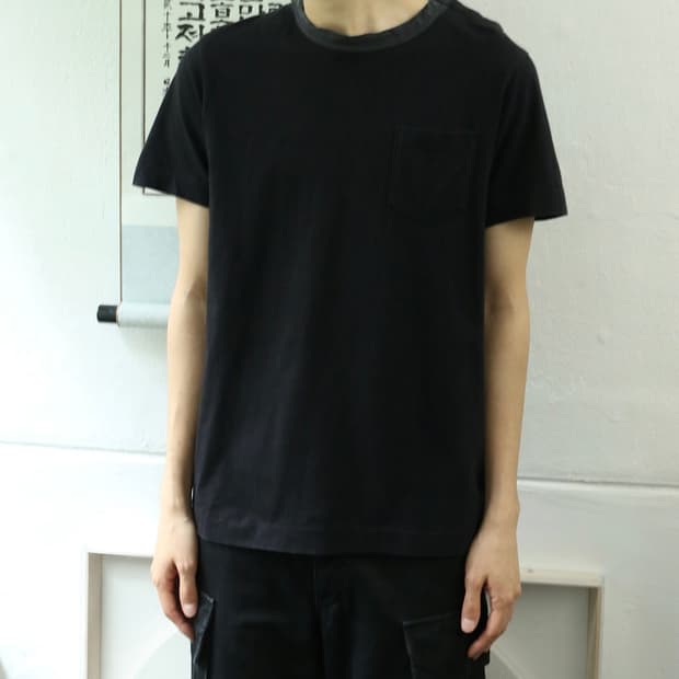 사카이 블랙 티셔츠