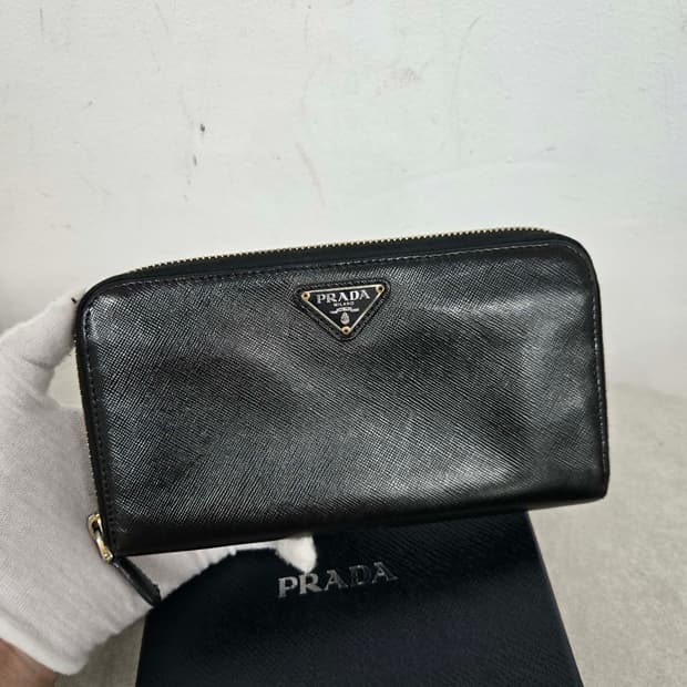 [보증서 정품] 프라다 사피아노 장지갑