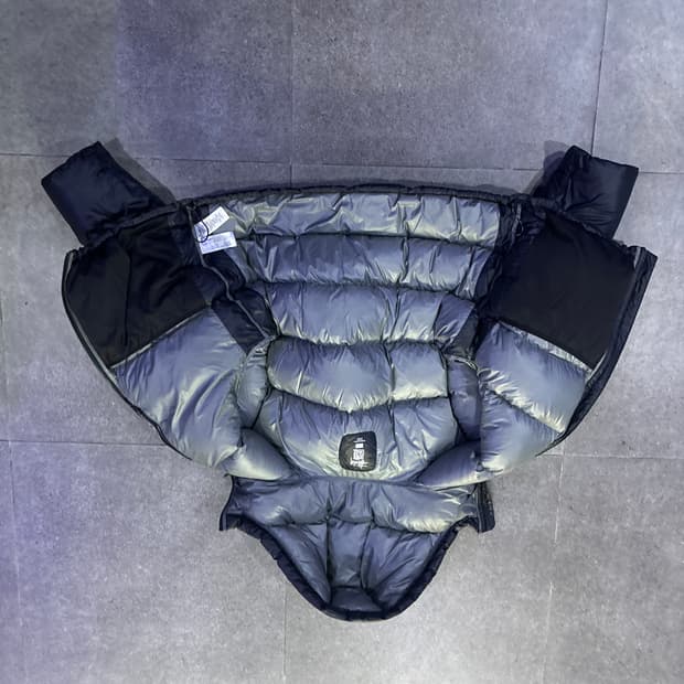 스투시 다운 파카 마이크로 립스탑 팬텀 블랙