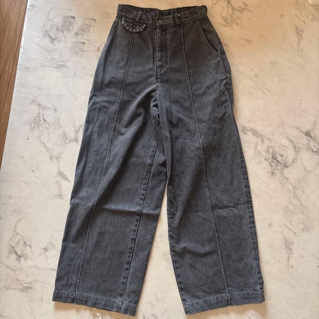 캐피탈 하이 웨이스트 님 팬츠