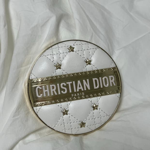 [한정판] 디올 포에버 글로우 루미나이저 001 디올 스타 